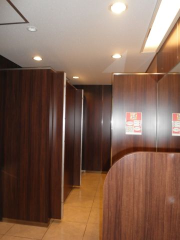 各階、トイレ