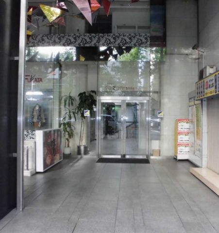 1F玄関