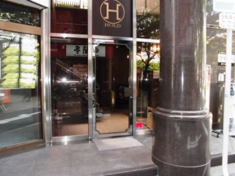 1階玄関東側①