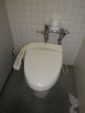各階、トイレ③