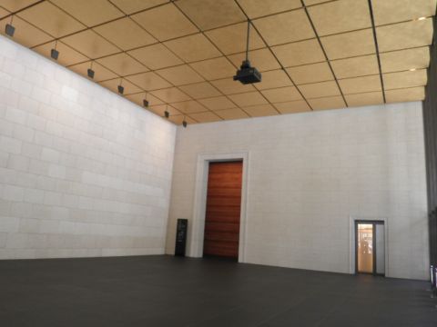 エントランス②