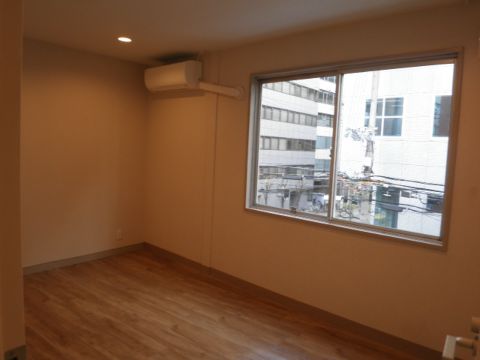 室内、3階