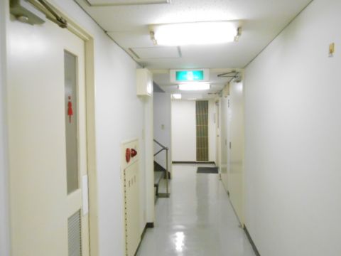 各階、廊下