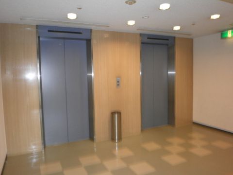 2階~上、基準階 EVホール