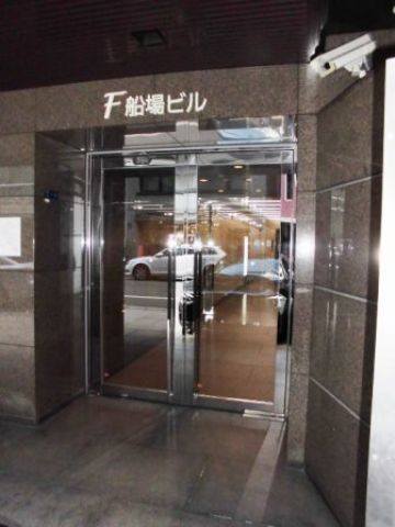 1F玄関