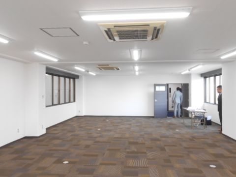 貸室