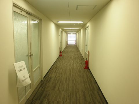 各階、廊下