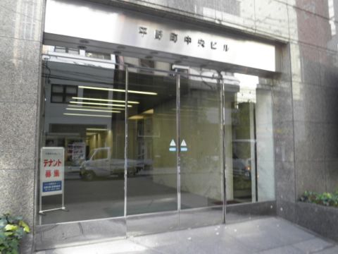 1F玄関