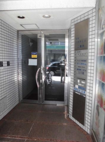 1F玄関